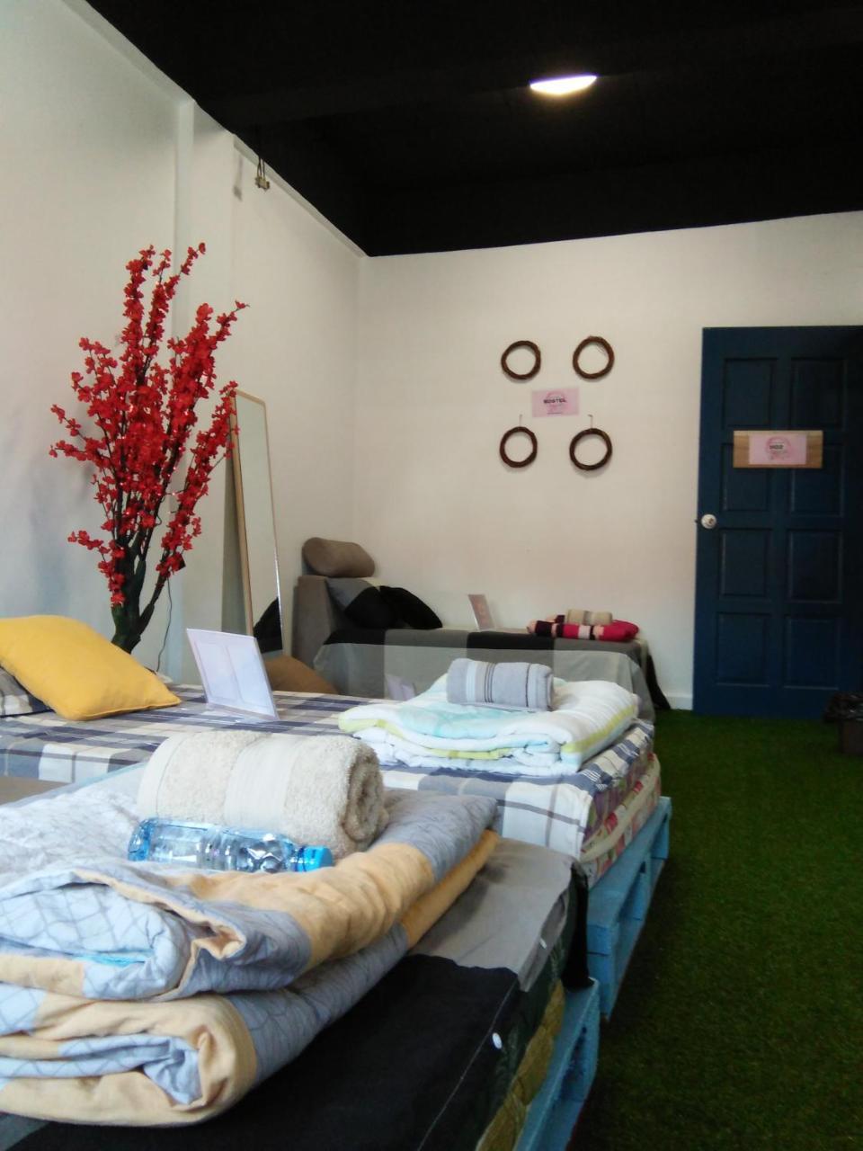 Co.Living Hostel Bandar Seri Begawan Luaran gambar