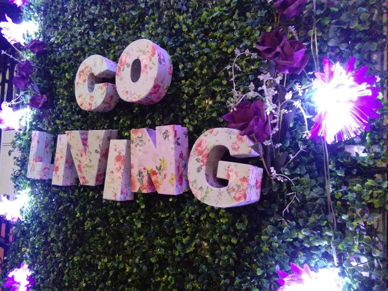 Co.Living Hostel Bandar Seri Begawan Luaran gambar