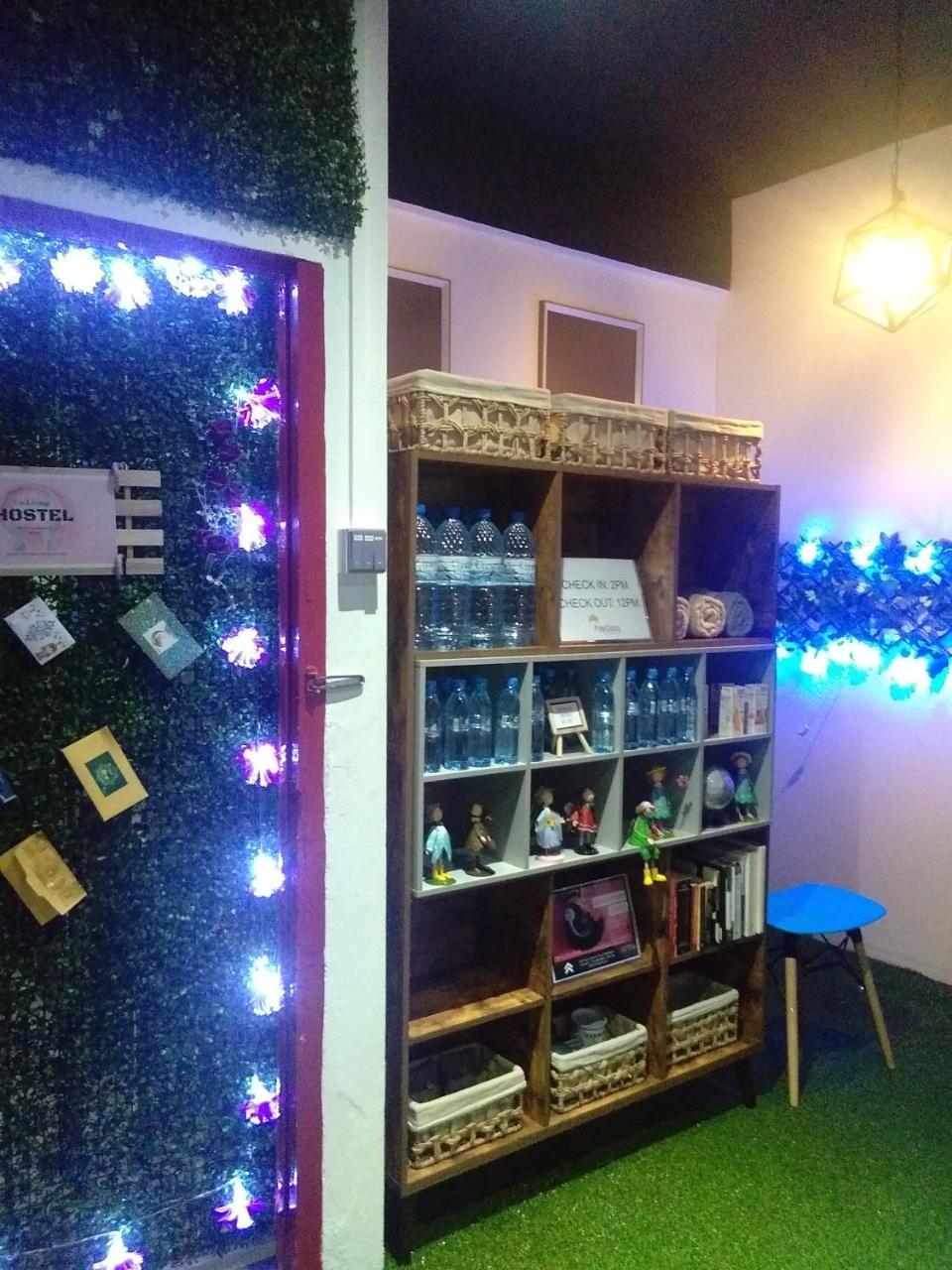 Co.Living Hostel Bandar Seri Begawan Luaran gambar